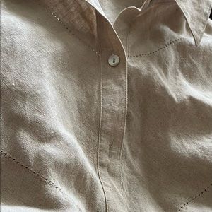 Sandy linen button up top.